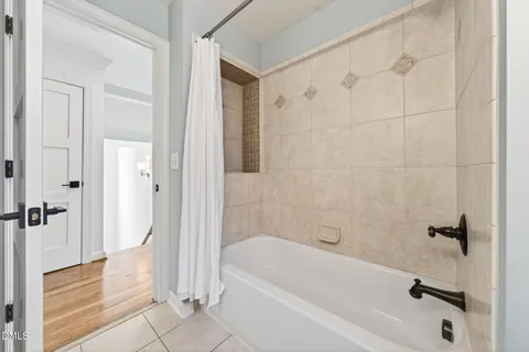 $950,000 | 104 Fair Spring Court, Apex, NC 27502