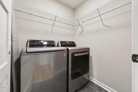 $950,000 | 104 Fair Spring Court, Apex, NC 27502