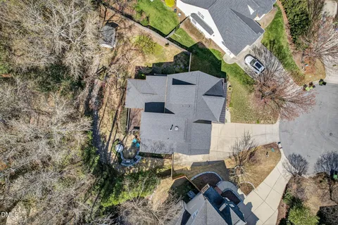 $950,000 | 104 Fair Spring Court, Apex, NC 27502