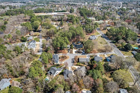 $950,000 | 104 Fair Spring Court, Apex, NC 27502