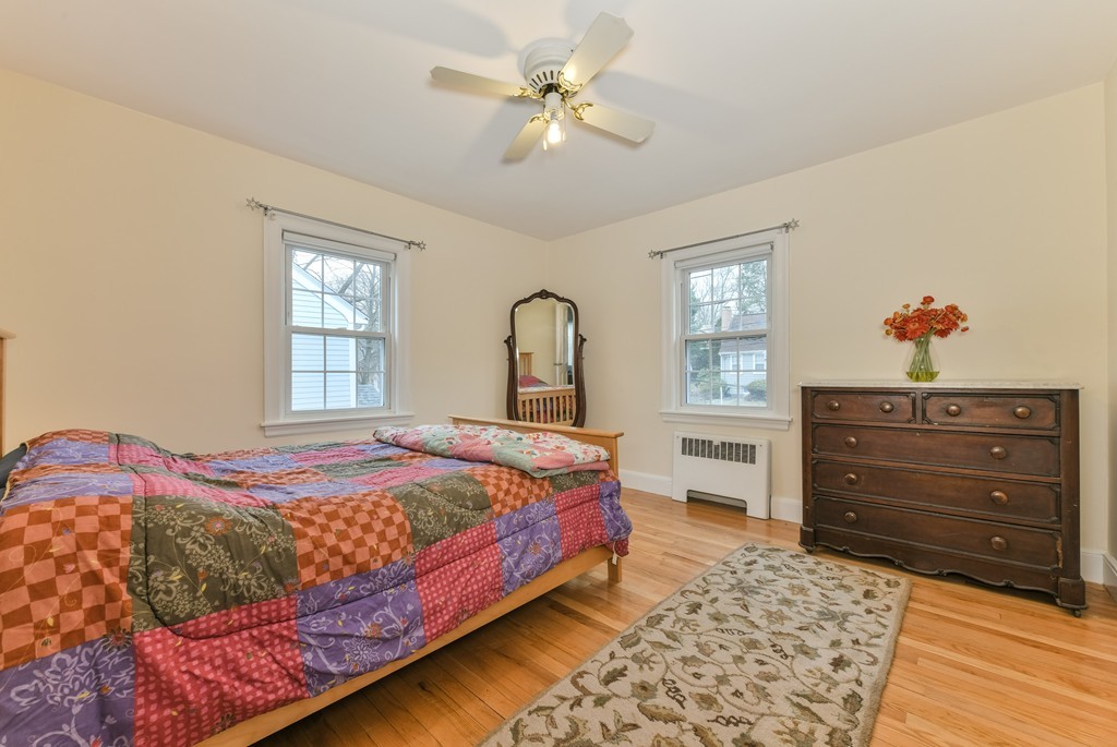 62 Risley Road Brookline, MA 02467 - Photo 11 of 15 Gallery Image 11