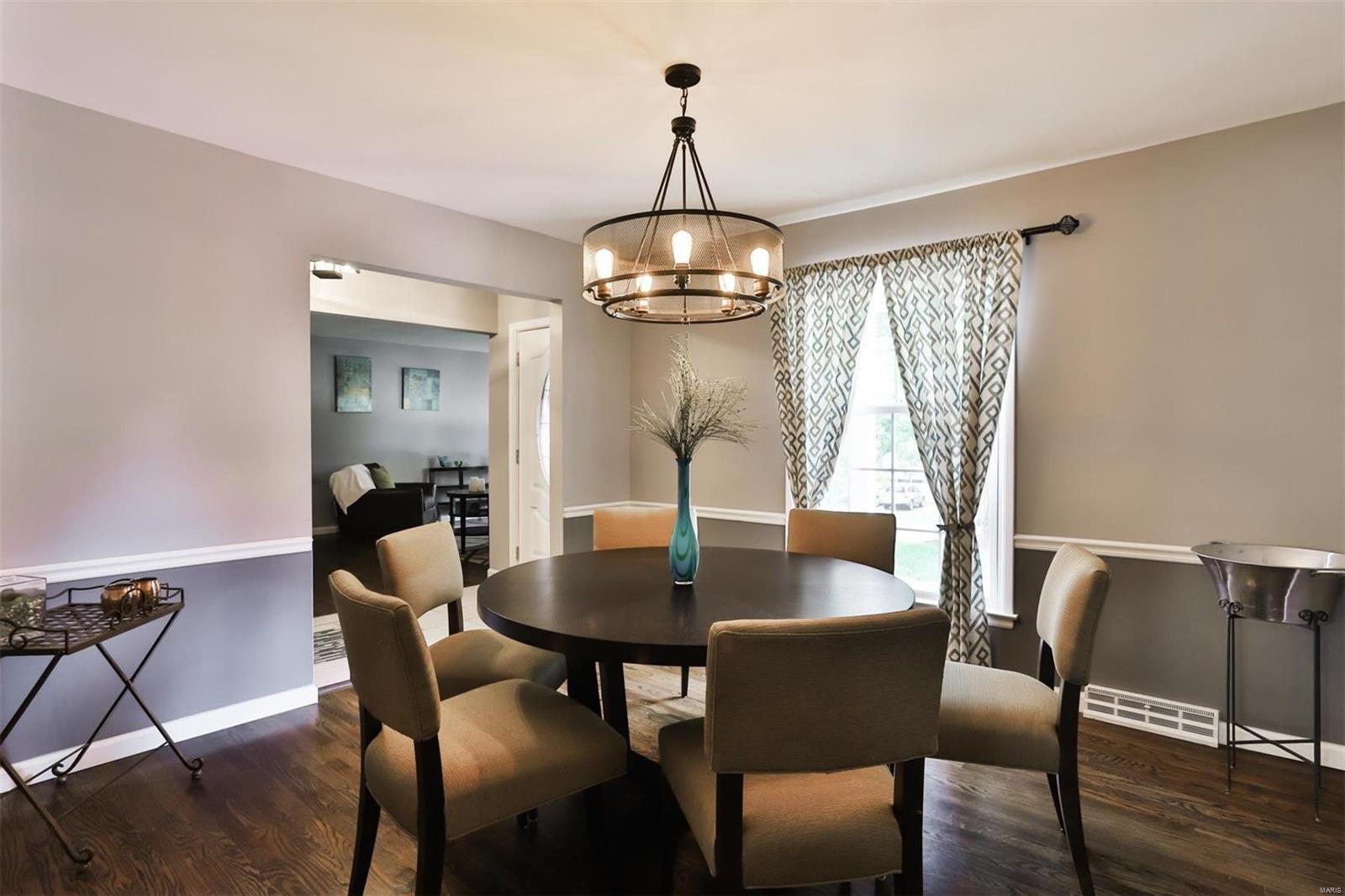 1175 North Berry Road St. Louis, MO 63122 - Photo 3 of 28 Gallery Image 3