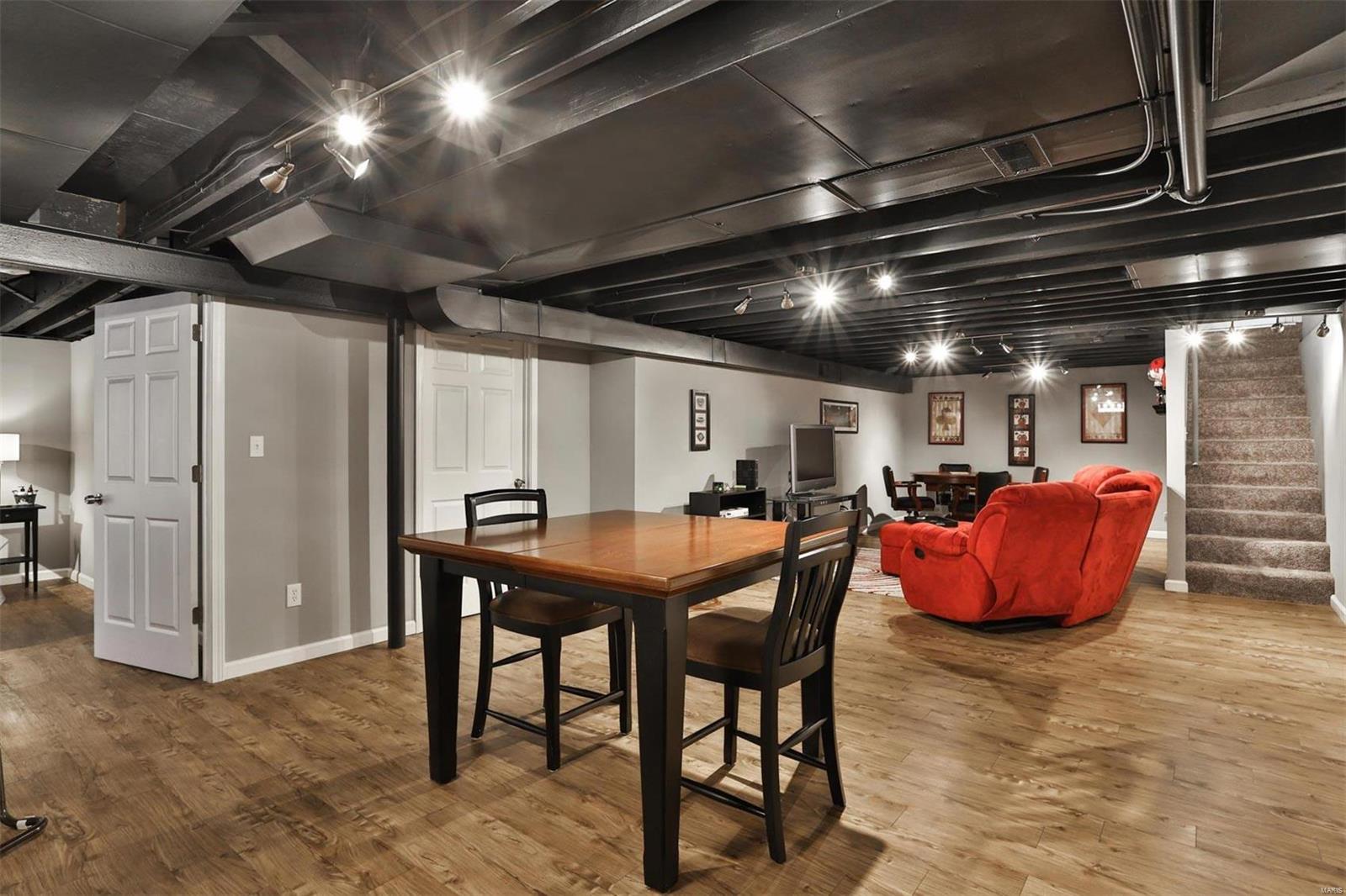 1175 North Berry Road St. Louis, MO 63122 - Photo 21 of 28 Gallery Image 21