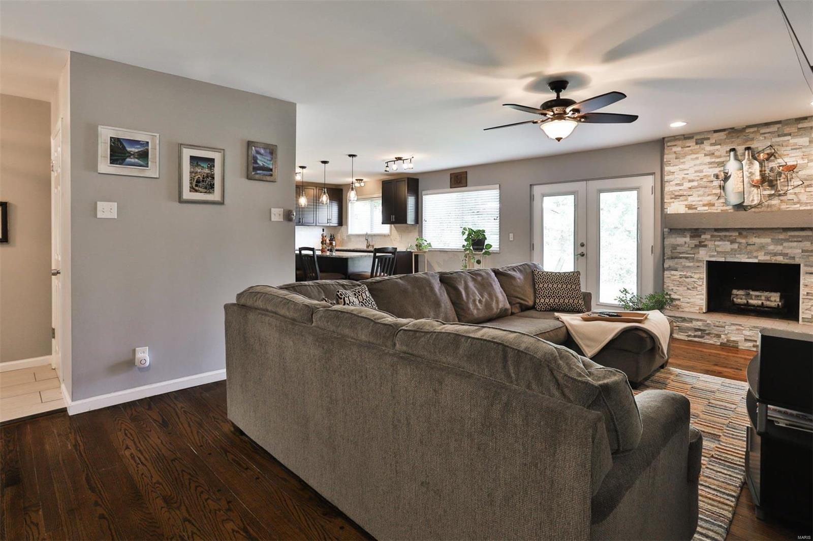 1175 North Berry Road St. Louis, MO 63122 - Photo 5 of 28 Gallery Image 5