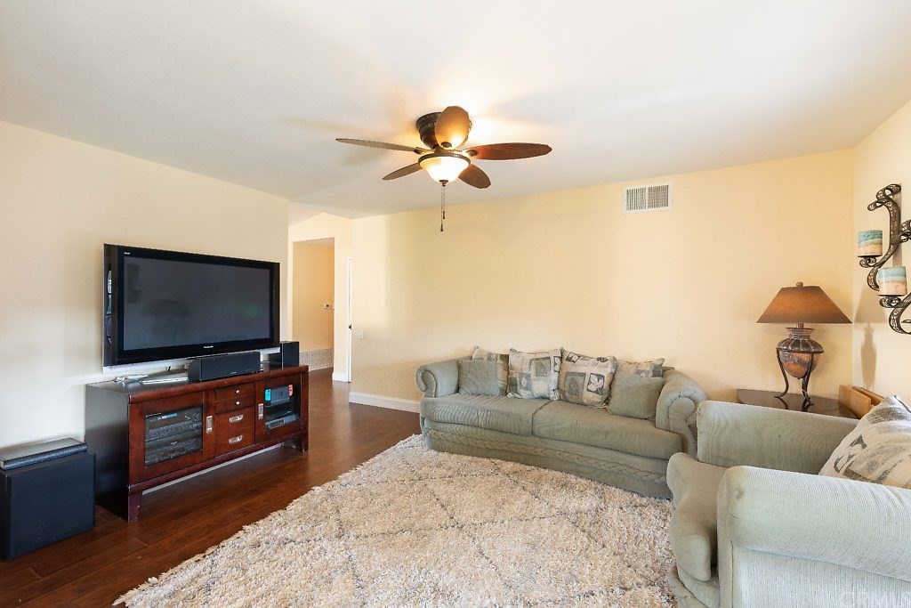 1614 Hemlock Circle Corona, CA 92879 - Photo 14 of 41