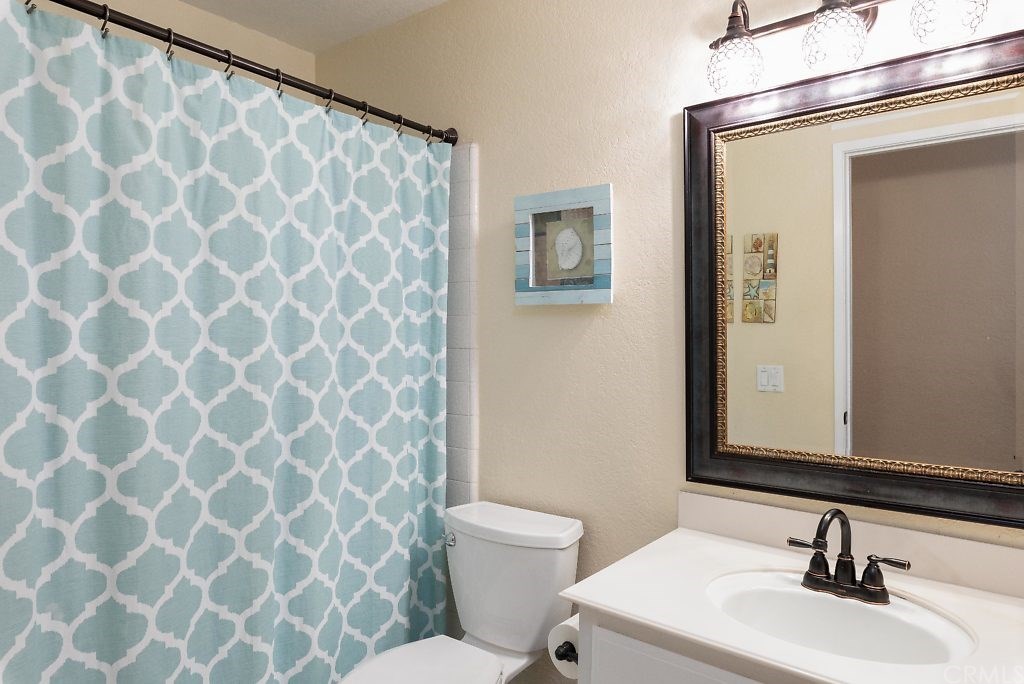 1614 Hemlock Circle Corona, CA 92879 - Photo 18 of 41