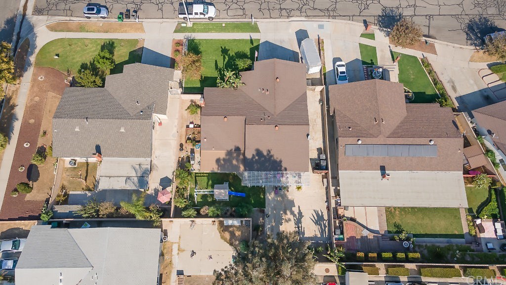 1614 Hemlock Circle Corona, CA 92879 - Photo 33 of 41