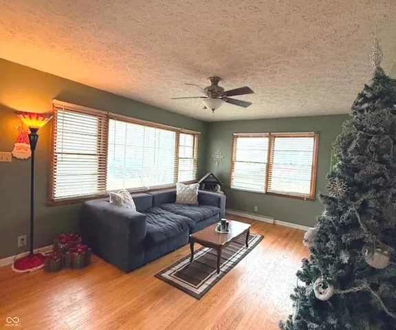 $183,000 | 68 North 17th Avenue, Beech Grove, IN 46107