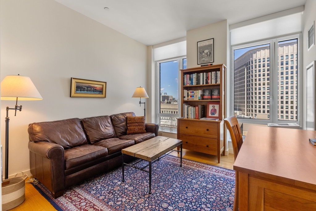 400 Stuart Street, Unit 18C Boston, MA 02116 - Photo 19 of 24