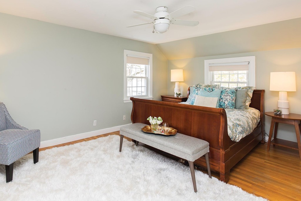 24 Grassmere Road Brookline, MA 02467 - Photo 5 of 9 Gallery Image 5