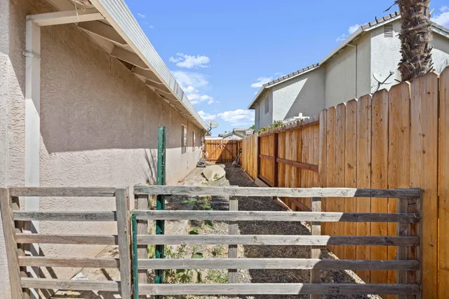 $465,000 | 5208 San Tropez Drive, Salida, CA 95368