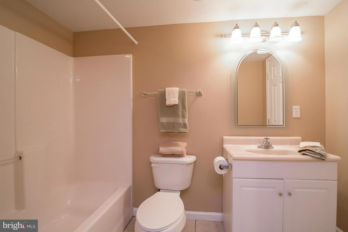 6332 Quinn Road Frederick, MD 21701 - Photo 25 of 30 Lower level Bath