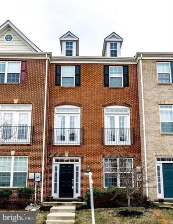 $3,000 | 42799 Hay Road, Ashburn, VA 20147