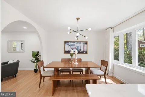 $1,139,990 | 815 Woodley Drive, Rockville, MD 20850