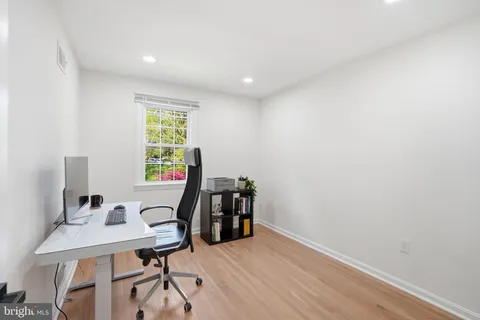 $1,139,990 | 815 Woodley Drive, Rockville, MD 20850