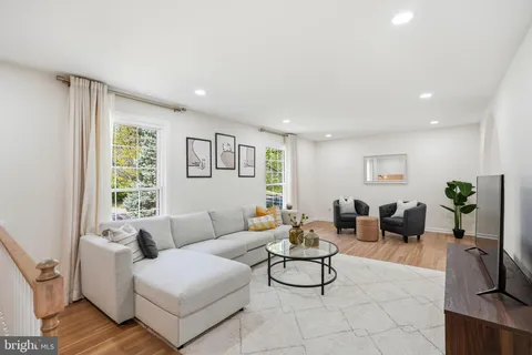 $1,139,990 | 815 Woodley Drive, Rockville, MD 20850
