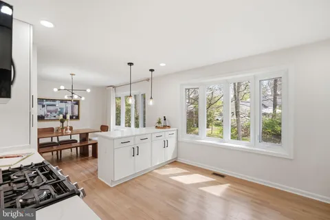 $1,139,990 | 815 Woodley Drive, Rockville, MD 20850
