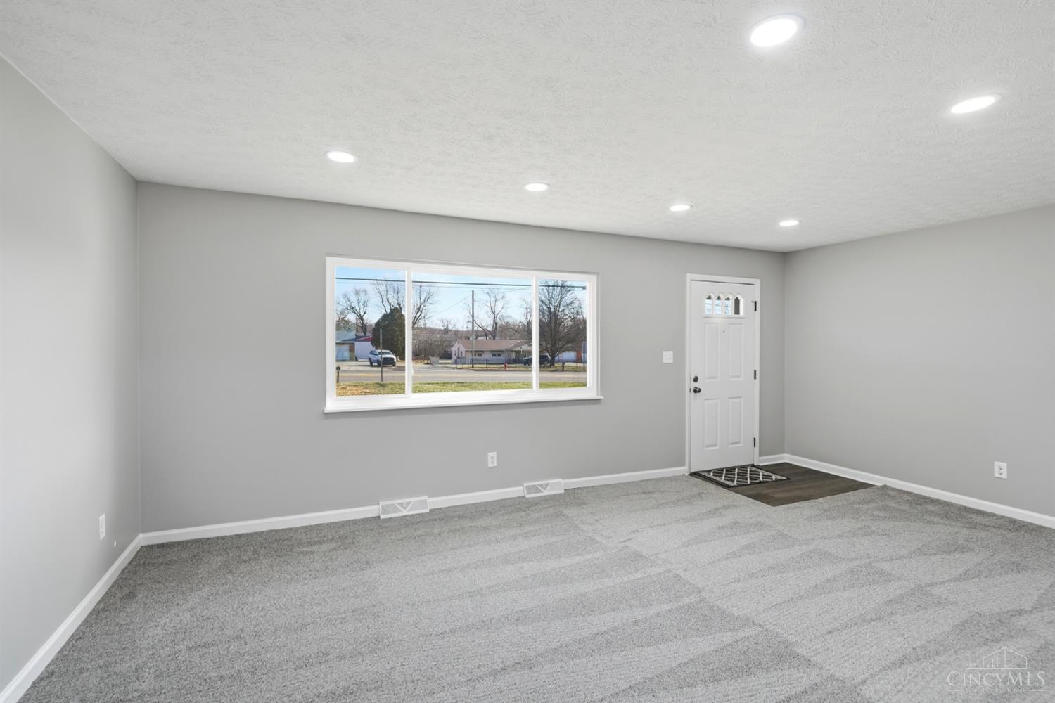 2615 Cincinnati Dayton Road Middletown, OH 45044 - Photo 8 of 45