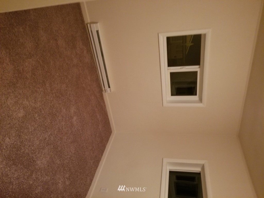 244 20th Avenue Longview, WA 98632 - Photo 7 of 10