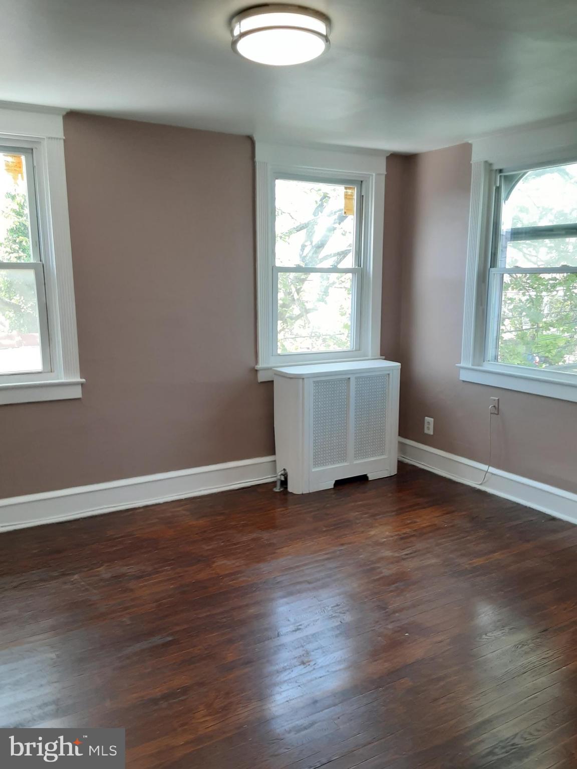 205 Shirley Road Upper Darby, PA 19082 - Photo 17 of 31 Main Bedroom