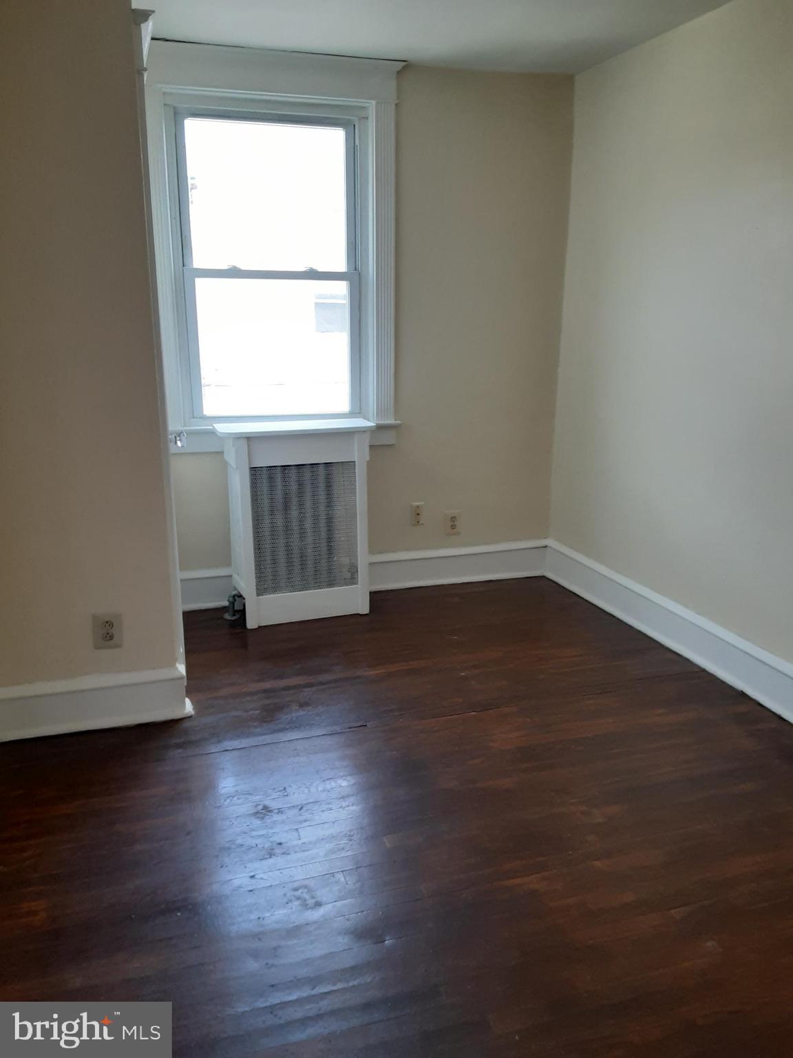205 Shirley Road Upper Darby, PA 19082 - Photo 22 of 31 Bedroom 3