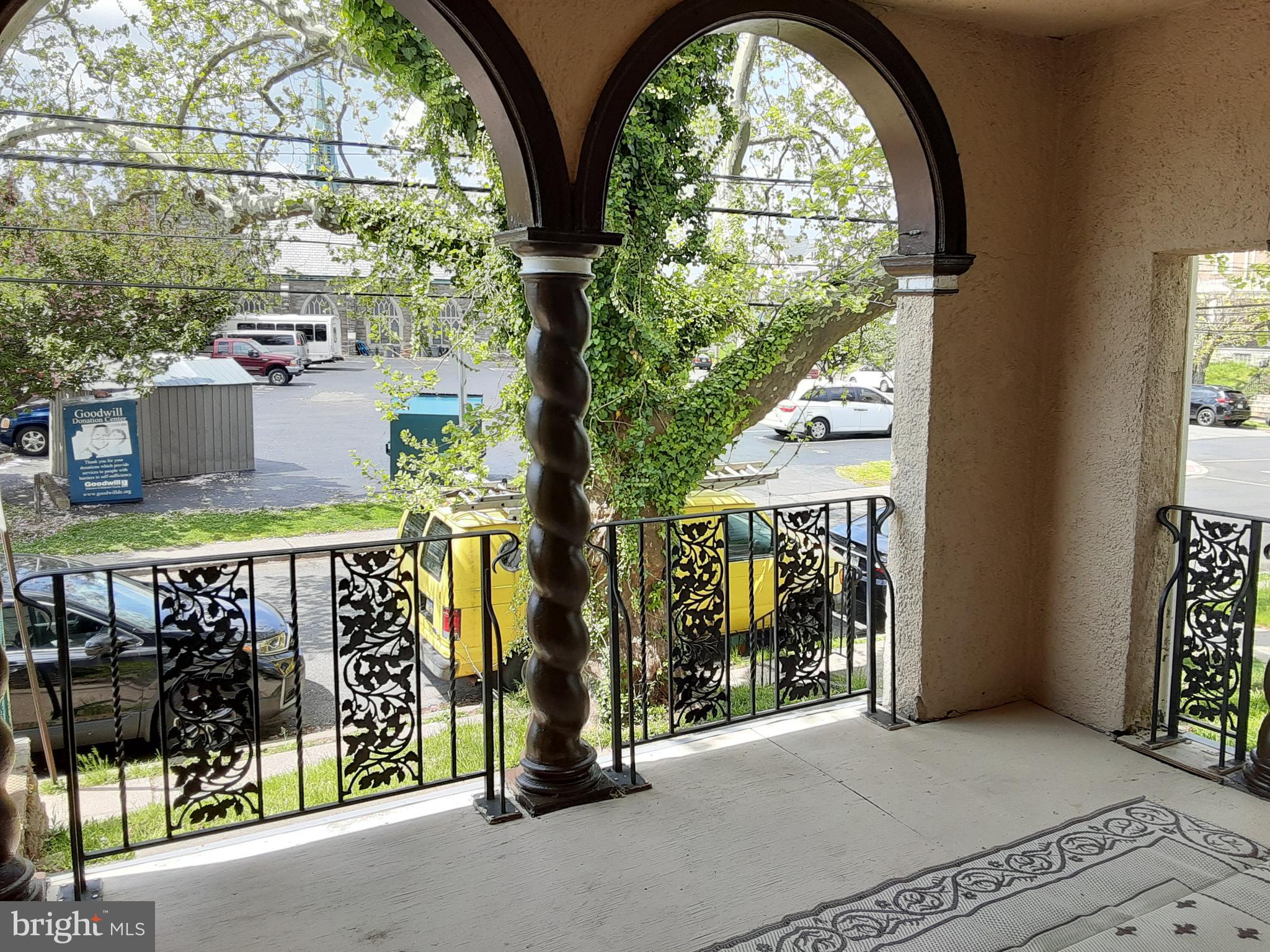 205 Shirley Road Upper Darby, PA 19082 - Photo 4 of 31 Front Porch