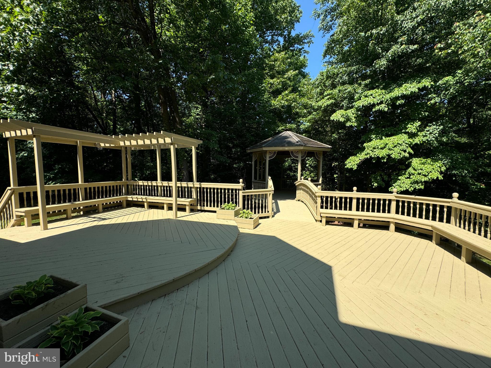 1102 Grand Hamptons Drive Herndon, VA 20170 - Photo 36 of 37