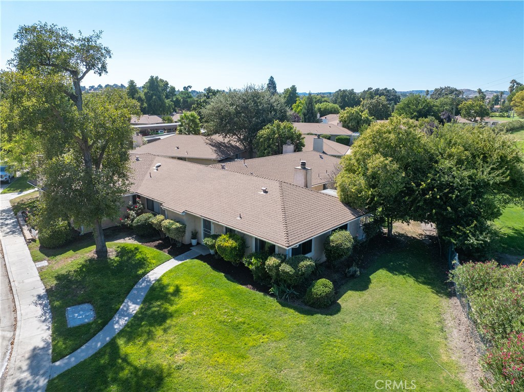 10 Flag Way, Unit C Paso Robles, CA 93446 - Photo 23 of 32 an aerial view of a house