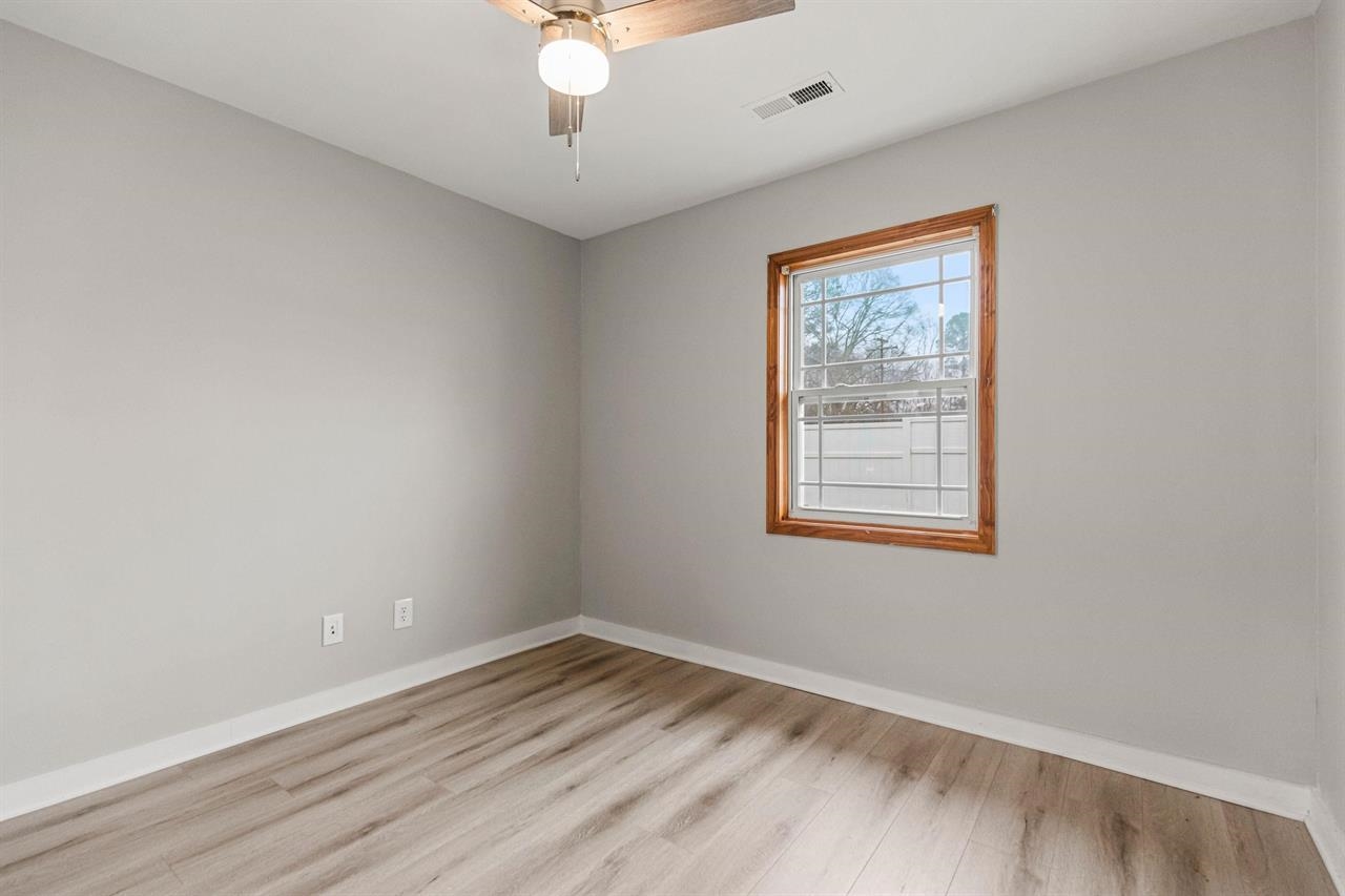 347 Oak Grove Road Spartanburg, SC 29301 - Photo 18 of 30