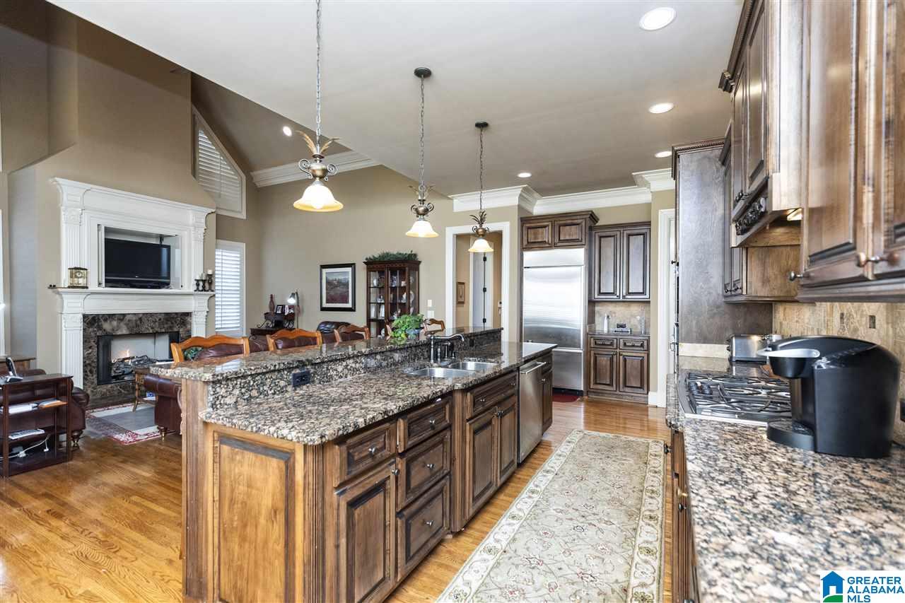 4036 Butler Springs Place Hoover, AL 35226 - Photo 10 of 36