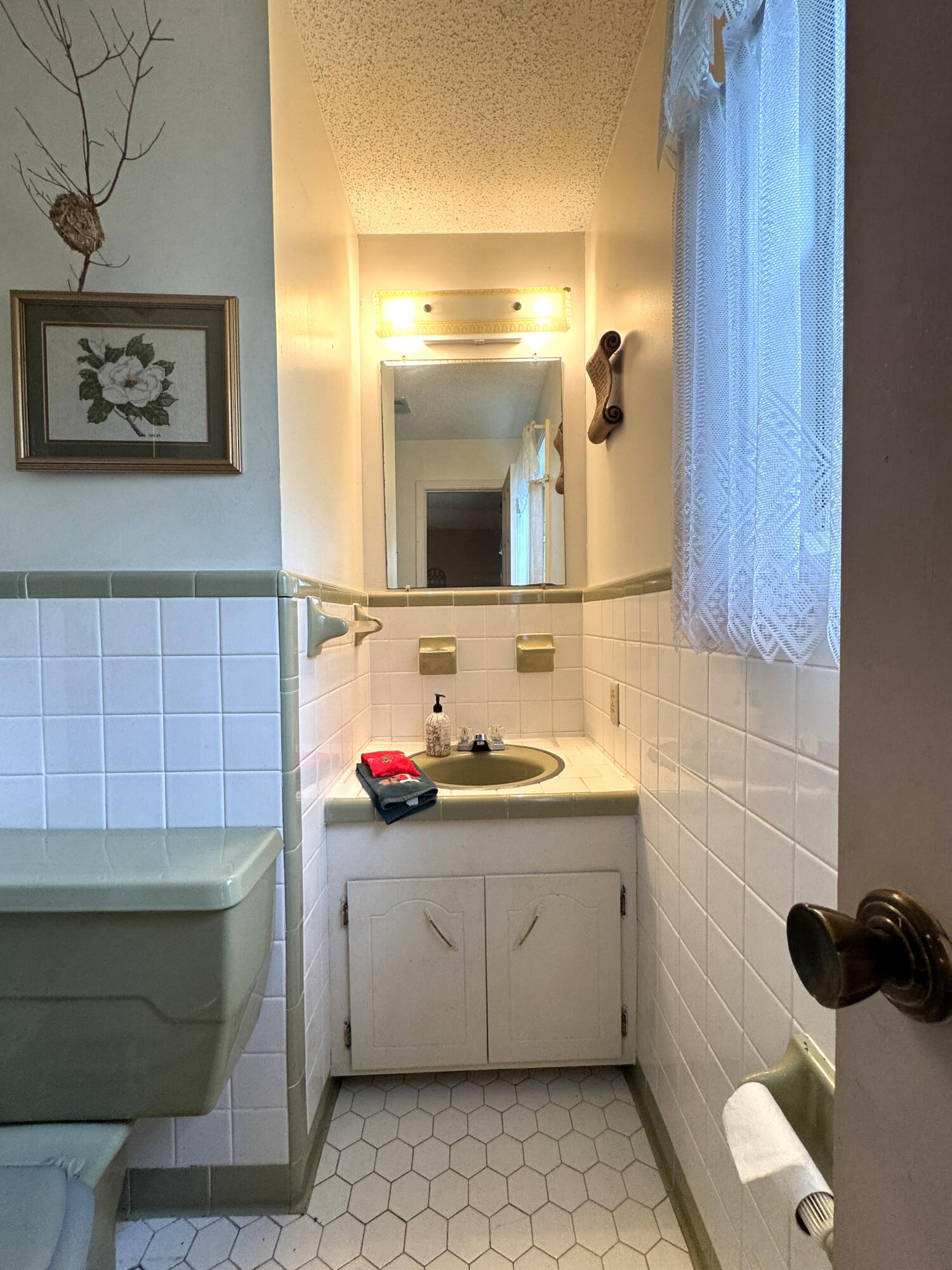 2535 Joe Wheeler Brown Road Fulton, MS 38843 - Photo 16 of 46 16 Bathroom Main