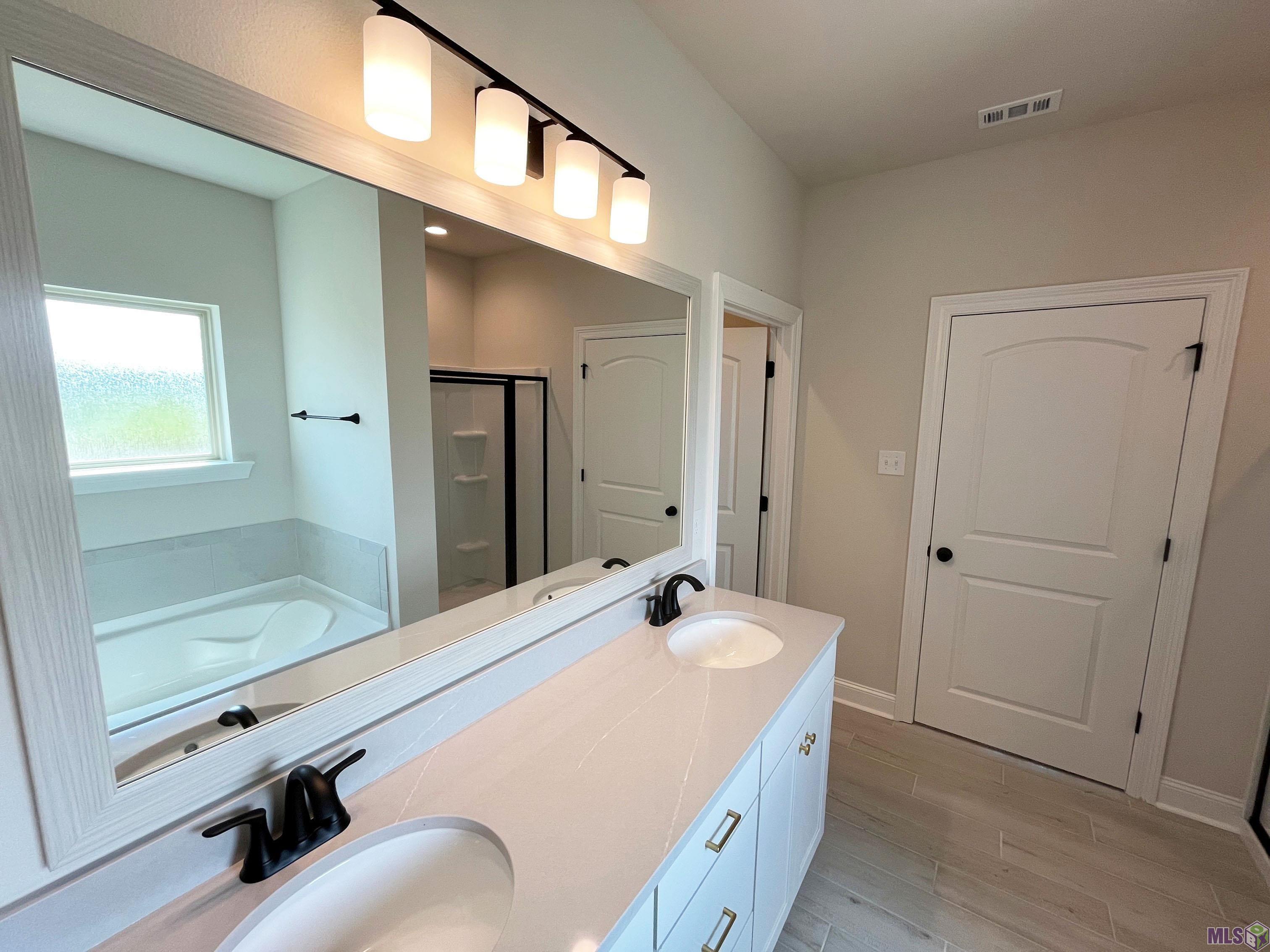 17227 Tidewater Lane Baton Rouge, LA 70810 - Photo 10 of 11