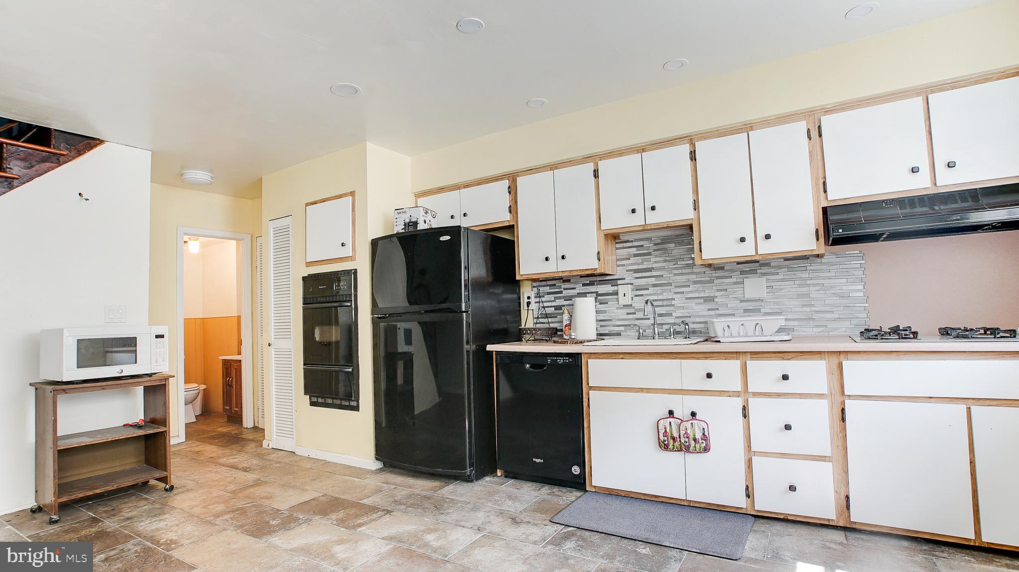 3824 Salina Road Philadelphia, PA 19154 - Photo 7 of 18 Gallery Image 7