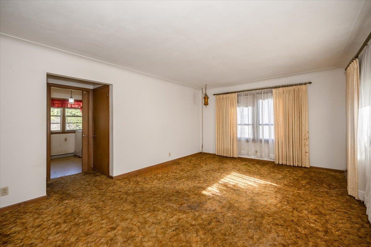 4319 Tioga Street Duluth, MN 55804 - Photo 4 of 20