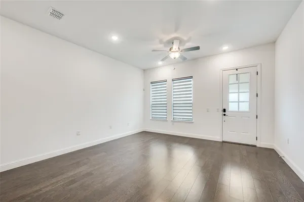 $2,500 | 4565 Stone Valley Trail, Arlington, TX 76005