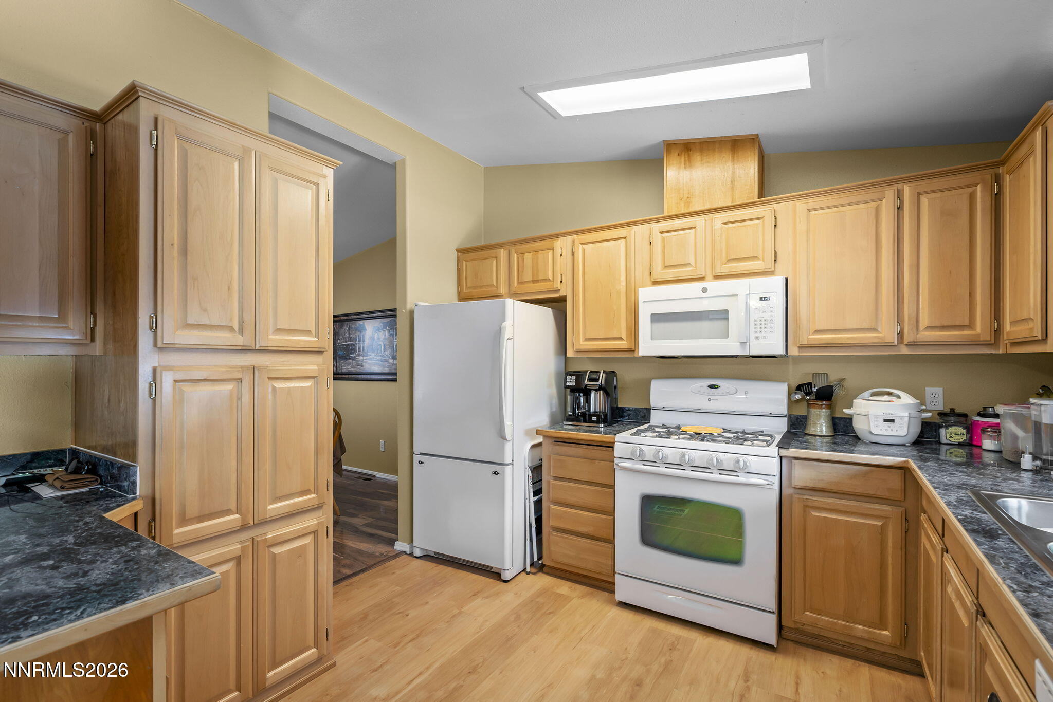 7651 Diamond Pointe Way Reno, NV 89506 - Photo 5 of 20 8-web-or-mls-_DSC0377