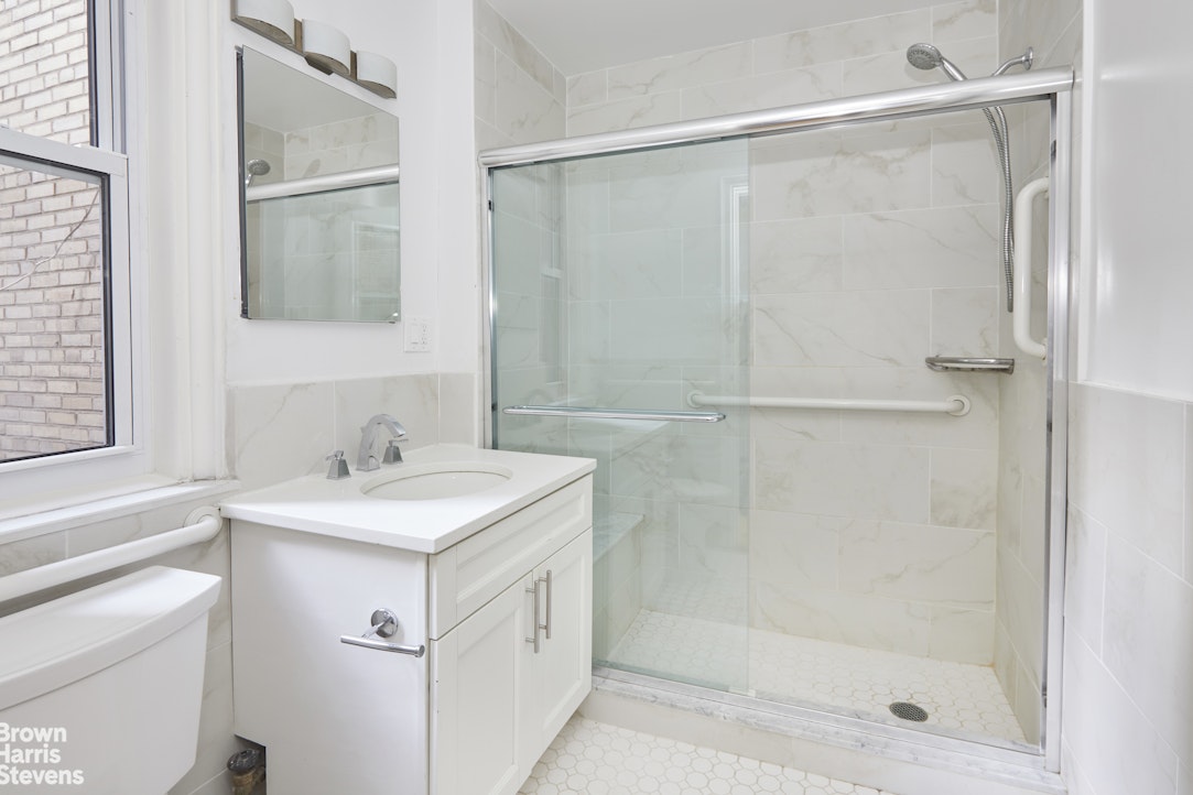 340 East 72nd Street, Unit 3N Manhattan, NY 10021 - Photo 11 of 15