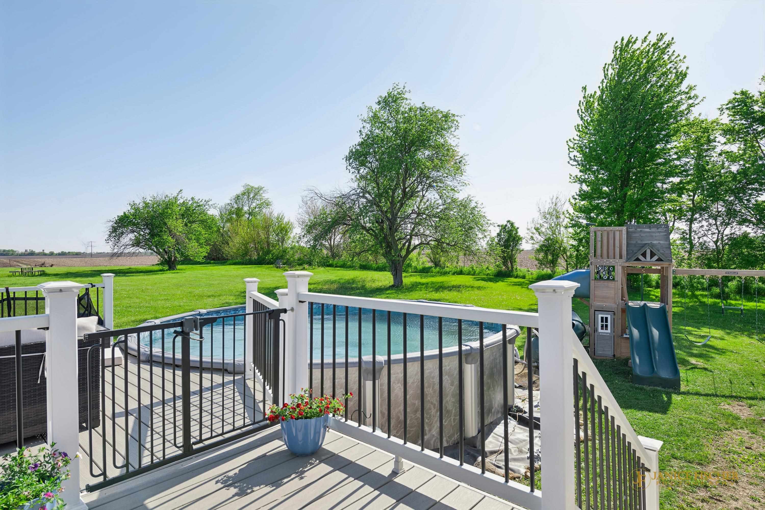 12521 East High Road Davis Junction, IL 61020 - Photo 5 of 26