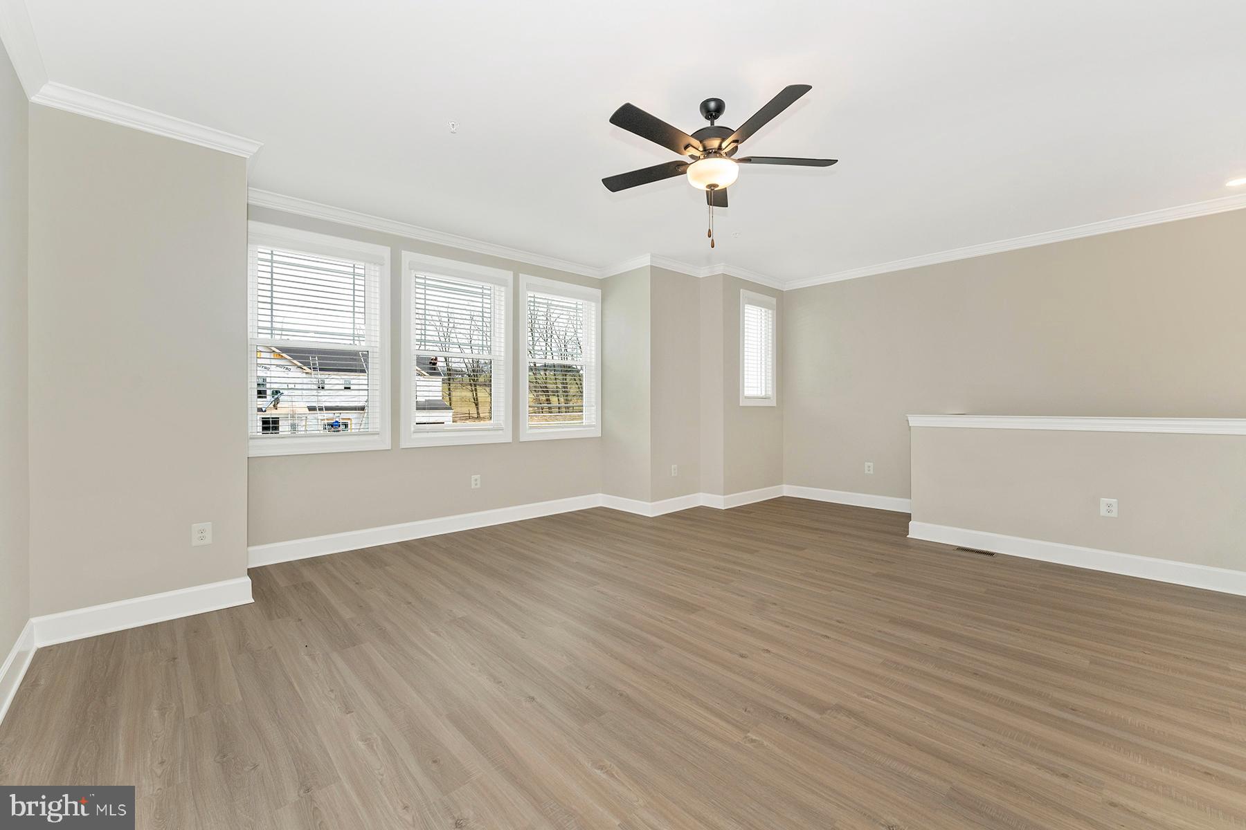 505 Iverson Road Waynesboro, PA 17268 - Photo 17 of 26 Living Room with large windows & blinds