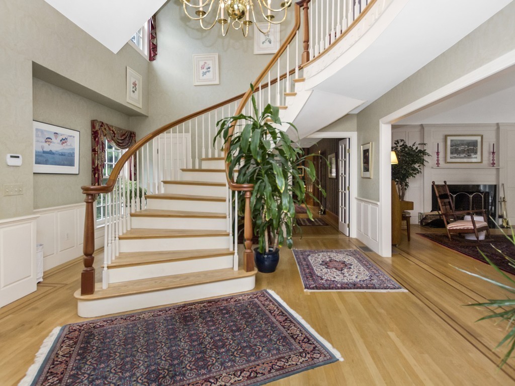 569 Charles River Street Needham, MA 02492 - Photo 2 of 18