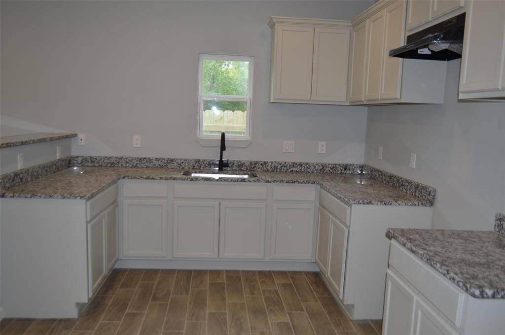 327 Delaware Street, Unit A Houston, TX 77029 - Photo 2 of 12