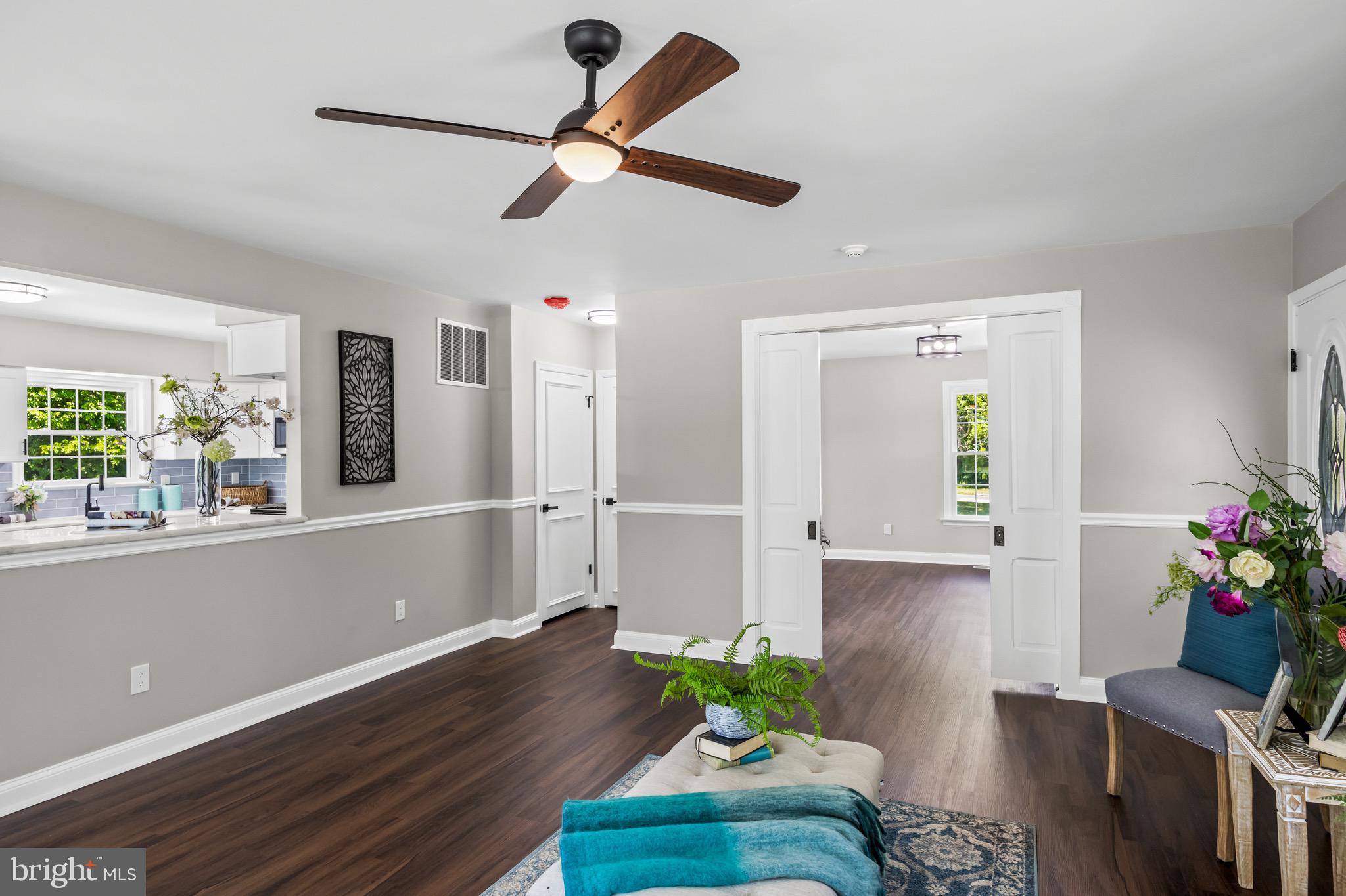 402 Barnsboro Road Sewell, NJ 08080 - Photo 10 of 47 Gallery Image 10