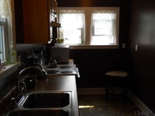 112 Valley View Road Amsterdam, NY 12010 - Photo 6 of 13 Photo 6