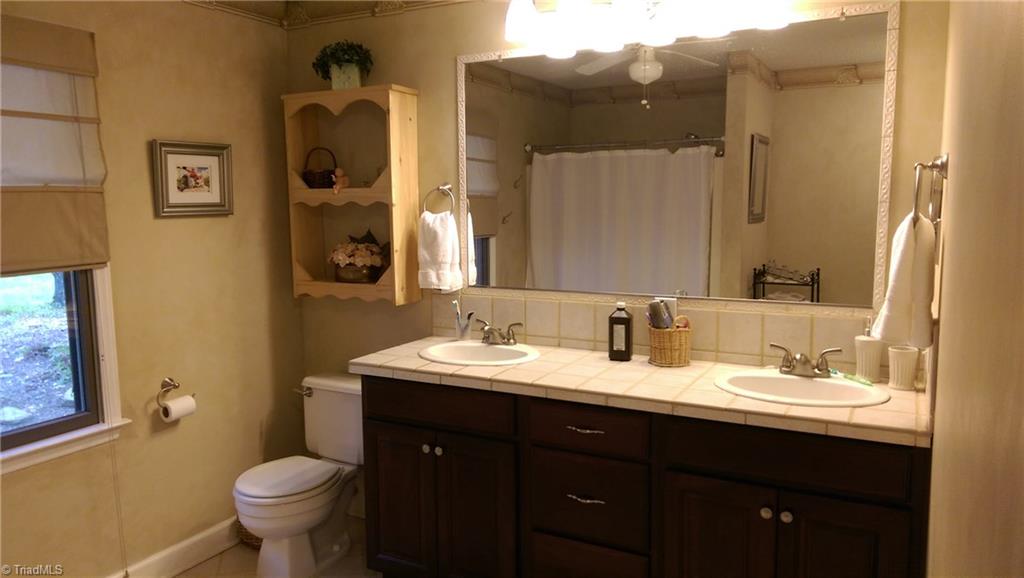 6908 Ridge Road Tobaccoville, NC 27050 - Photo 5 of 20 bath