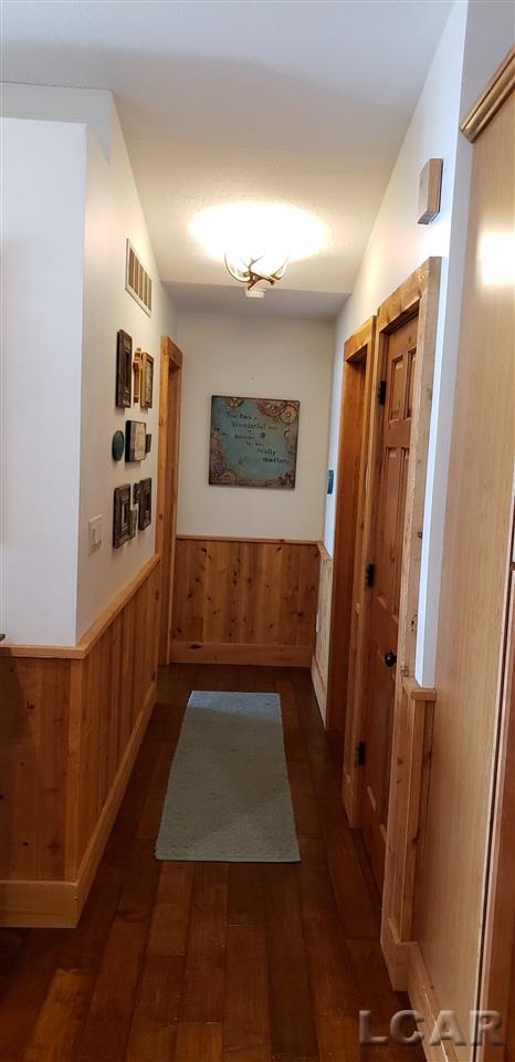 290 North Ridge Road Brooklyn, MI 49230 - Photo 25 of 41 50036325-24.JPG