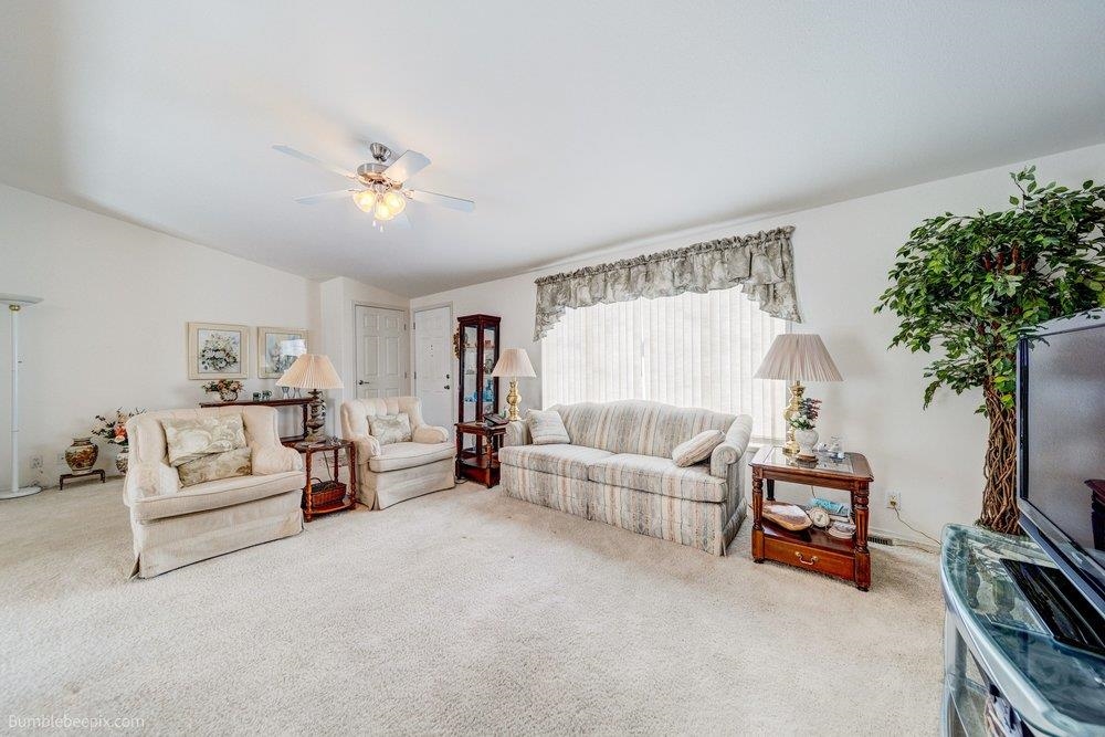 19316 East Augusta Lane Spokane Valley, WA 99016 - Photo 13 of 41