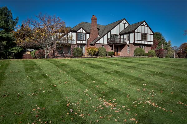 35 Campion Road North Andover, MA 01845 - Photo 2 of 30 Gallery Image 2