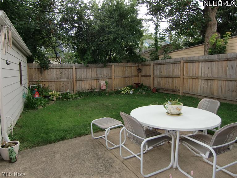 3251 Tullamore Road Cleveland, OH 44118 - Photo 19 of 24 Gallery Image 19