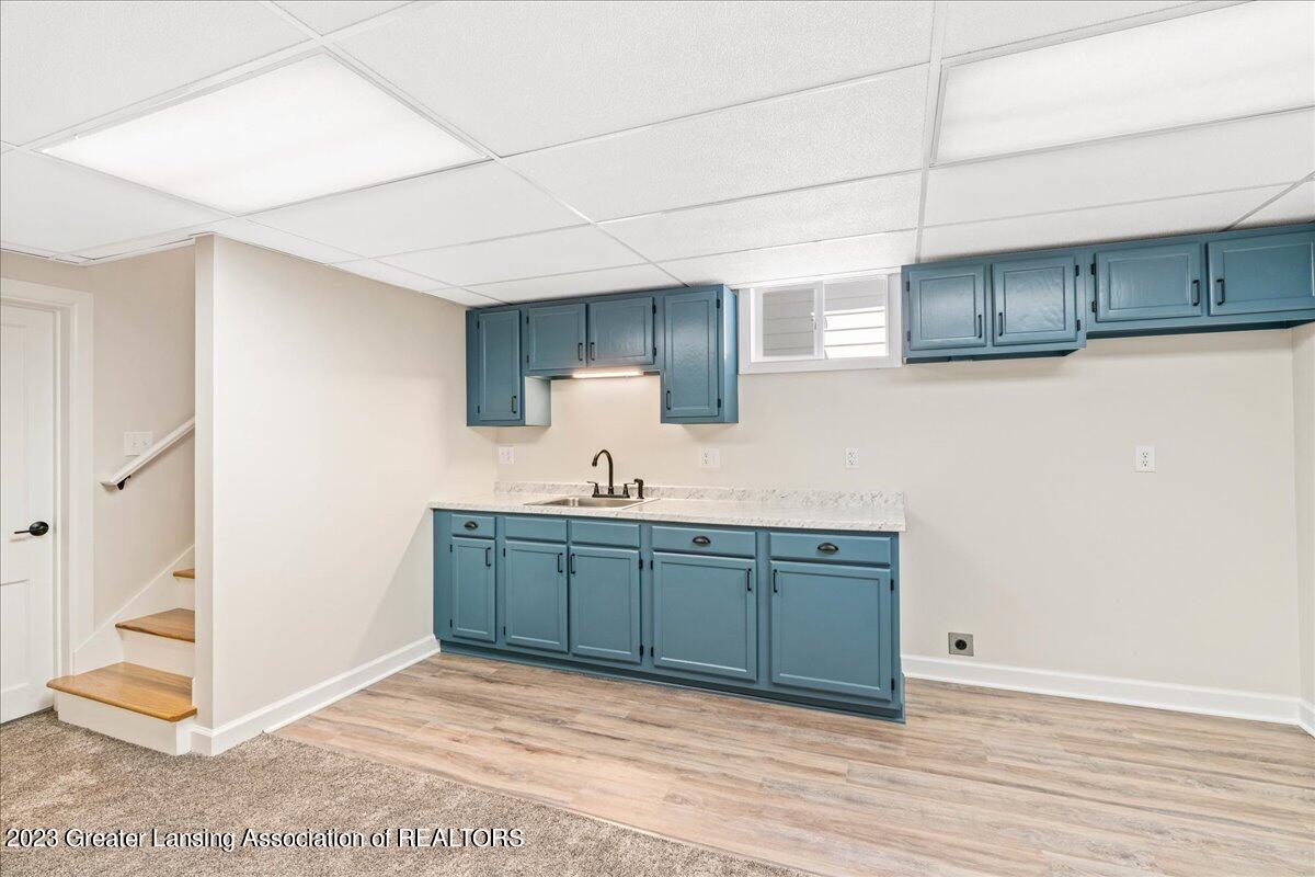 14700 Boichot Road Lansing, MI 48906 - Photo 28 of 50 Kitchenette