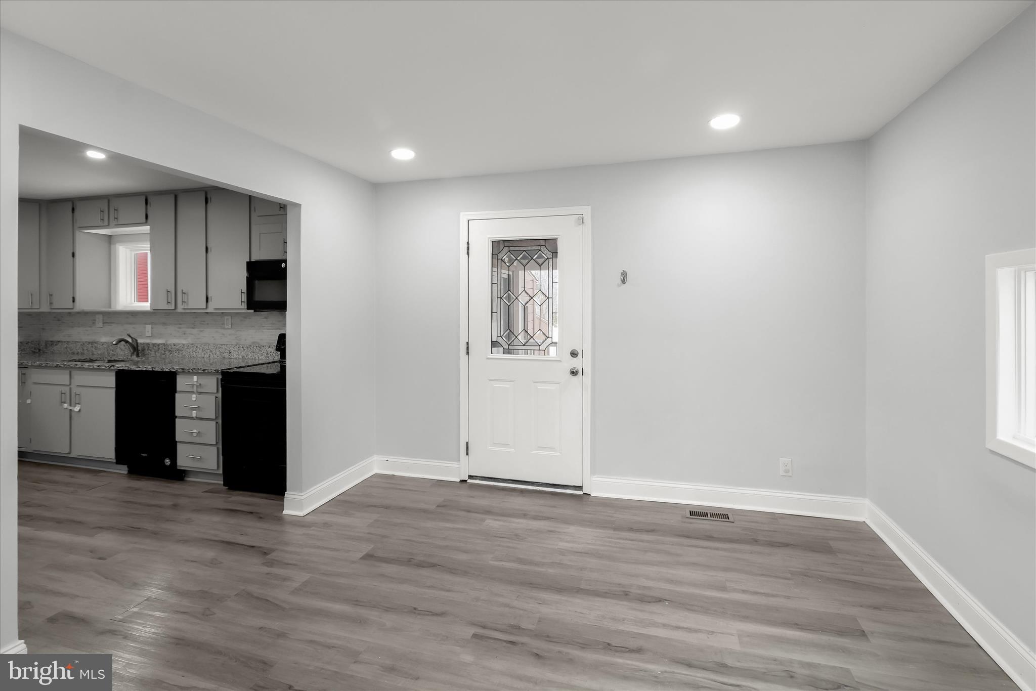 338 Back River Neck Road Essex, MD 21221 - Photo 17 of 66 Dining Area